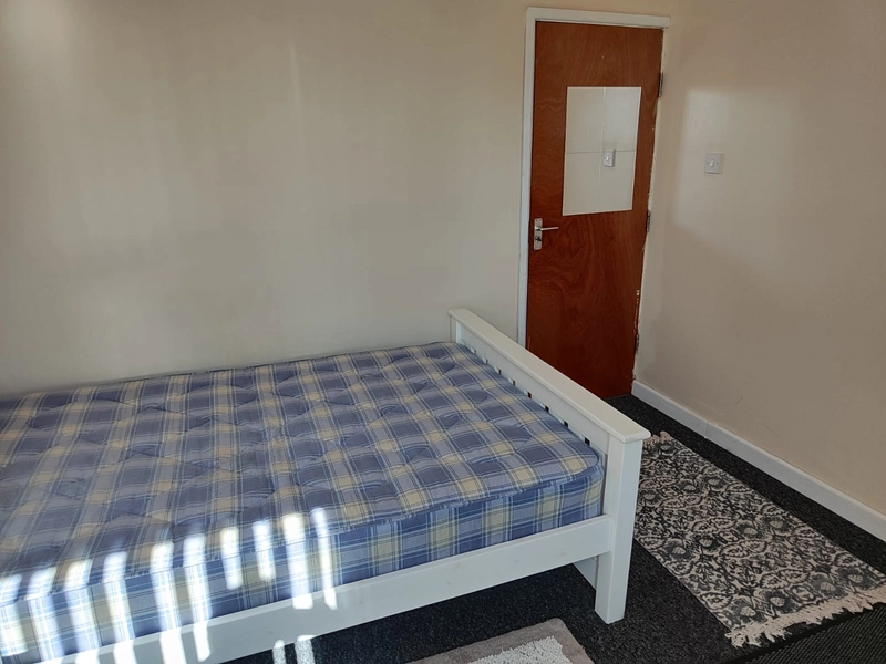 Norwood Road: 2 Bedroom Student House NG7 3FJ - Thumbnail 4